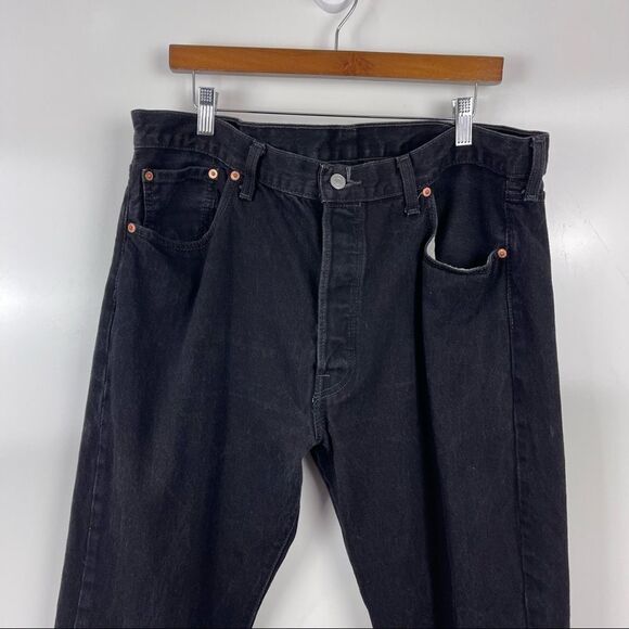 Levi's Classic 501 Straight Leg Jeans Black Button Fly Men's Size 40x30 - Picture 3 of 11